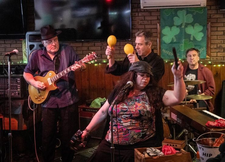 Who's Playing at CC's this week? Who's Playing at CC's this week?